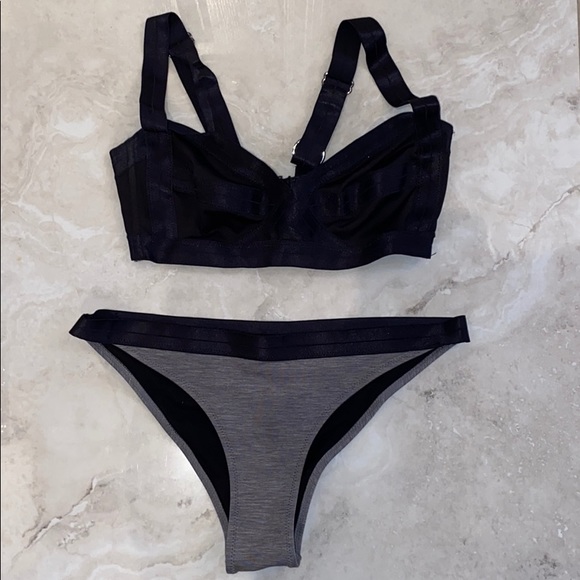 H&M Black & Gray Bikini 🖤 Size Small/ Medium - Picture 2 of 9